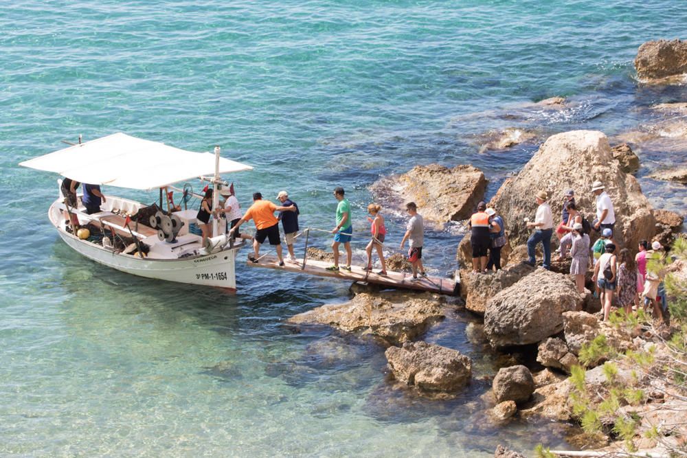 Procesión de la Virgen del Carmen en es Cubells