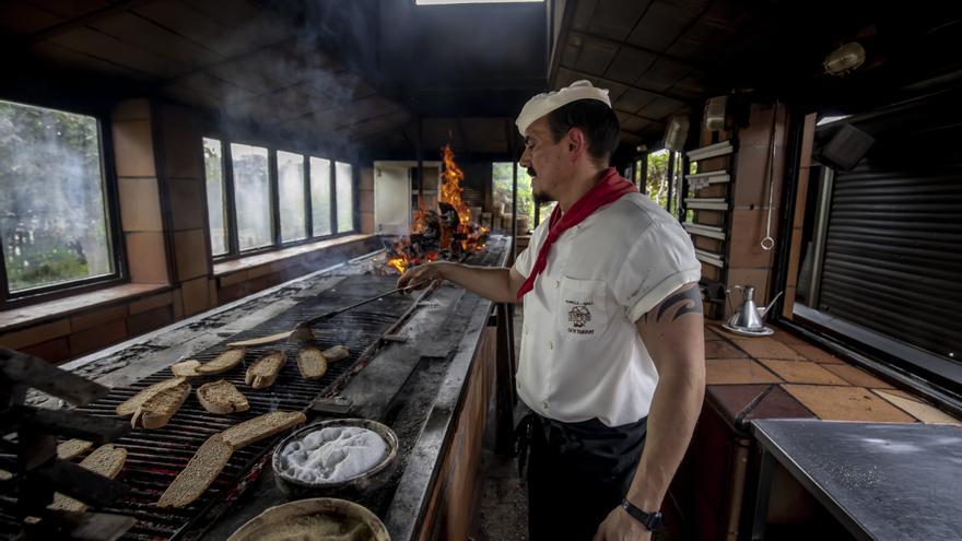 El restaurante Can Torrat cumple 50 años