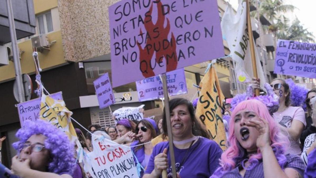 Una de las manifestaciones por el Día de la Mujer celebrada en las calles del Archipiélago.