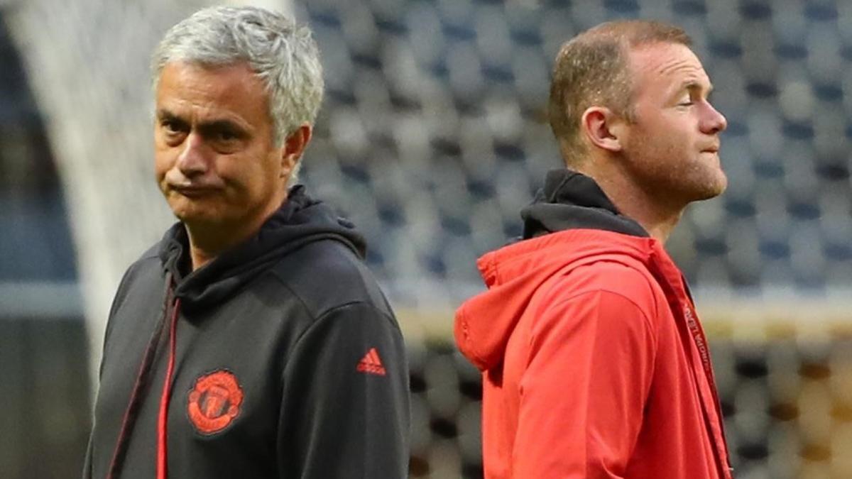 Mourinho y Rooney, durante su visita este martes al Freinds Arena