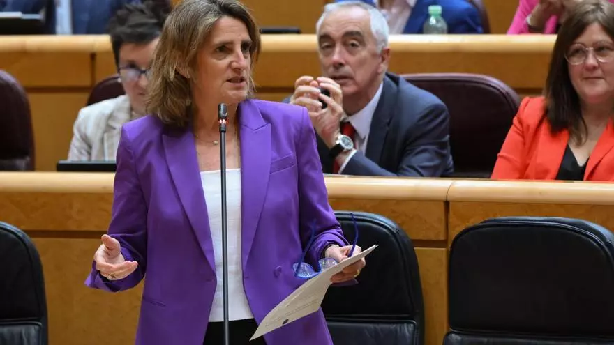Intervención de la ministra Ribera y la senadora Belmonte en el senado sobre el polémico proyecto de planta solar en San Miguel