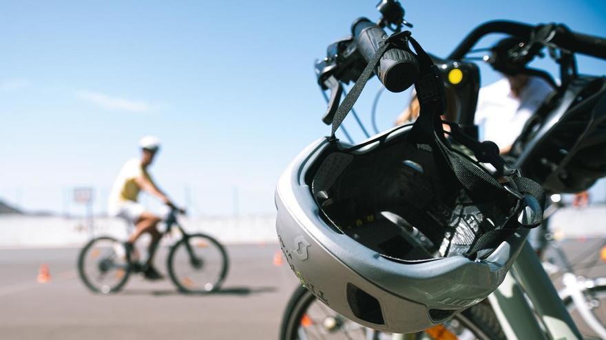 La Laguna mejora y estudia la ampliación de su red de carriles ciclables