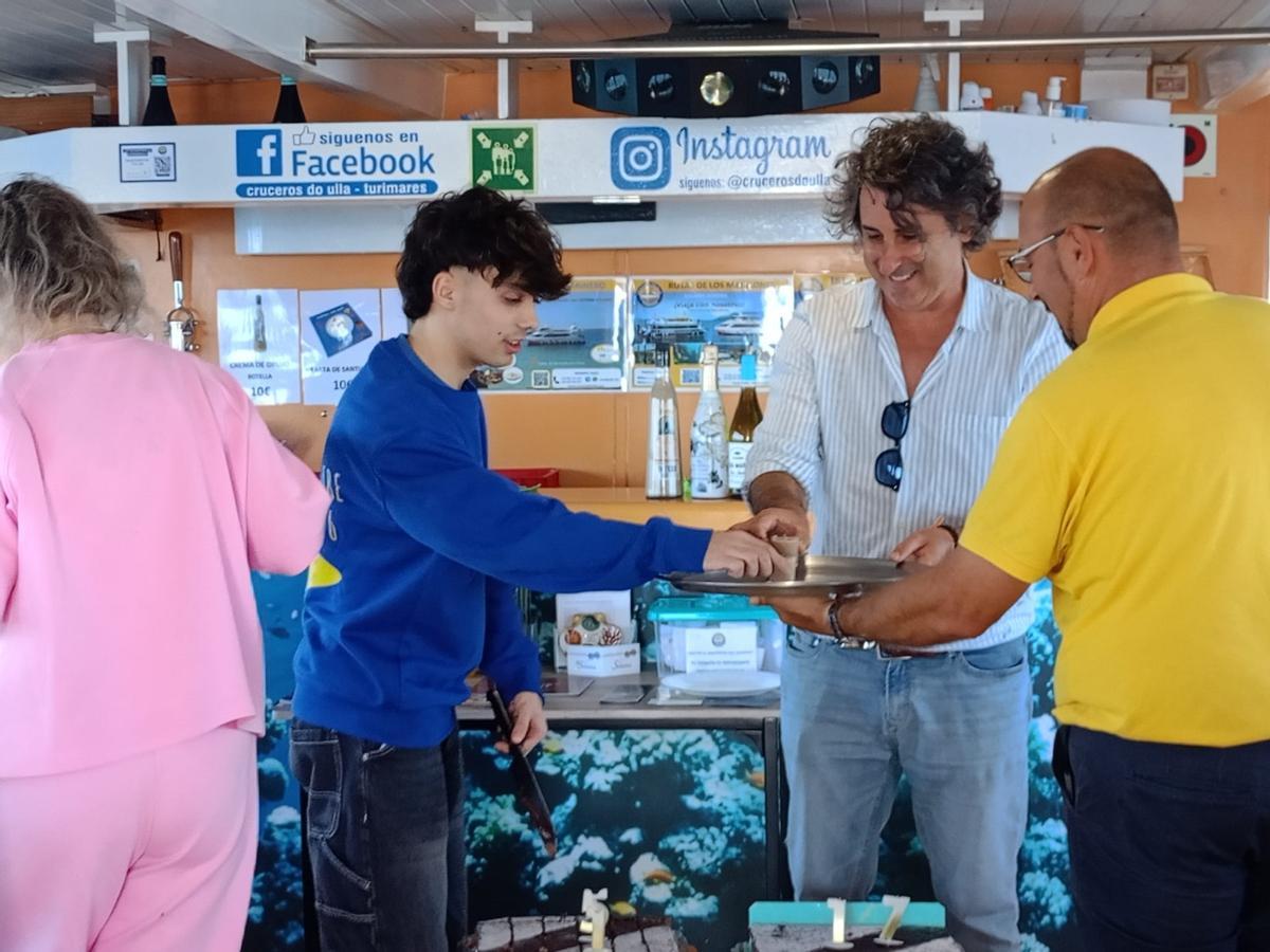 Los catamaranes de O Grove volvieron a lucirse este finde.