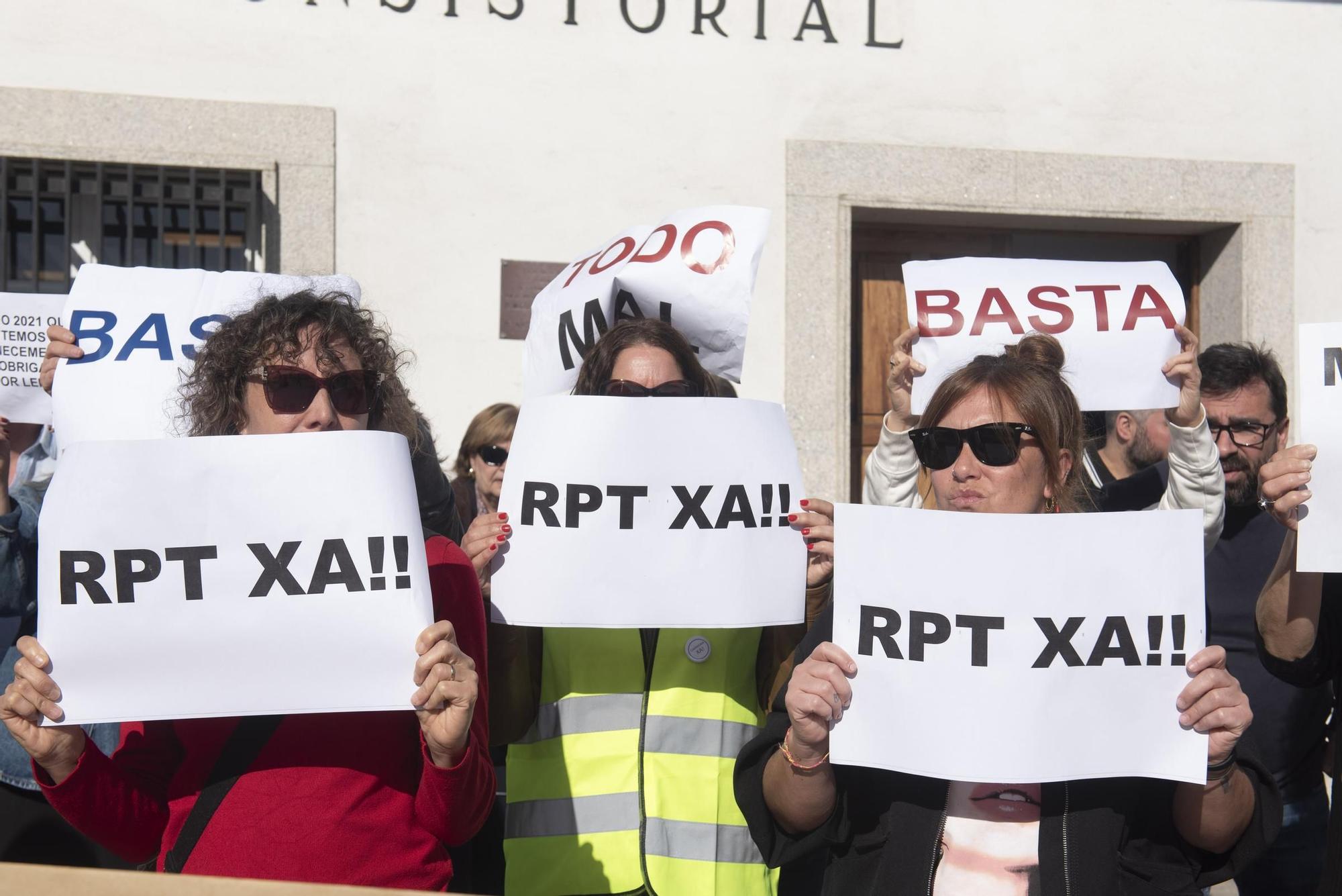 Último pleno de María Pan como alcaldesa de Cambre