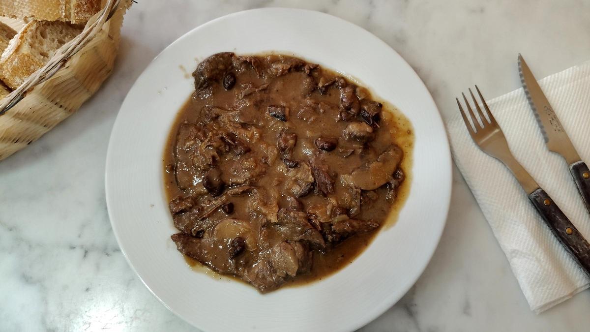 El fricandó canónico de Bodega Podium.
