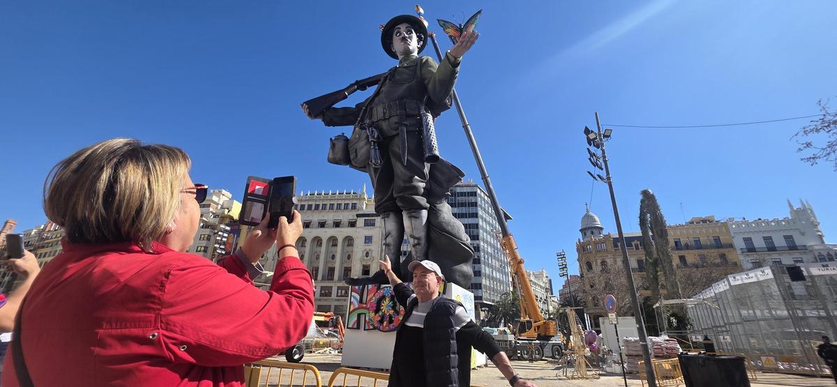 La falla municipal de 2027 recibe las primeras visitas
