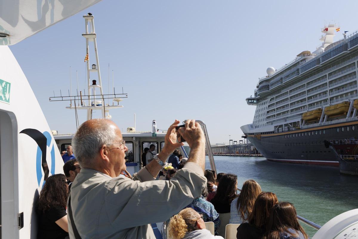 Jornada de puertas abiertas en el Port de Barcelona