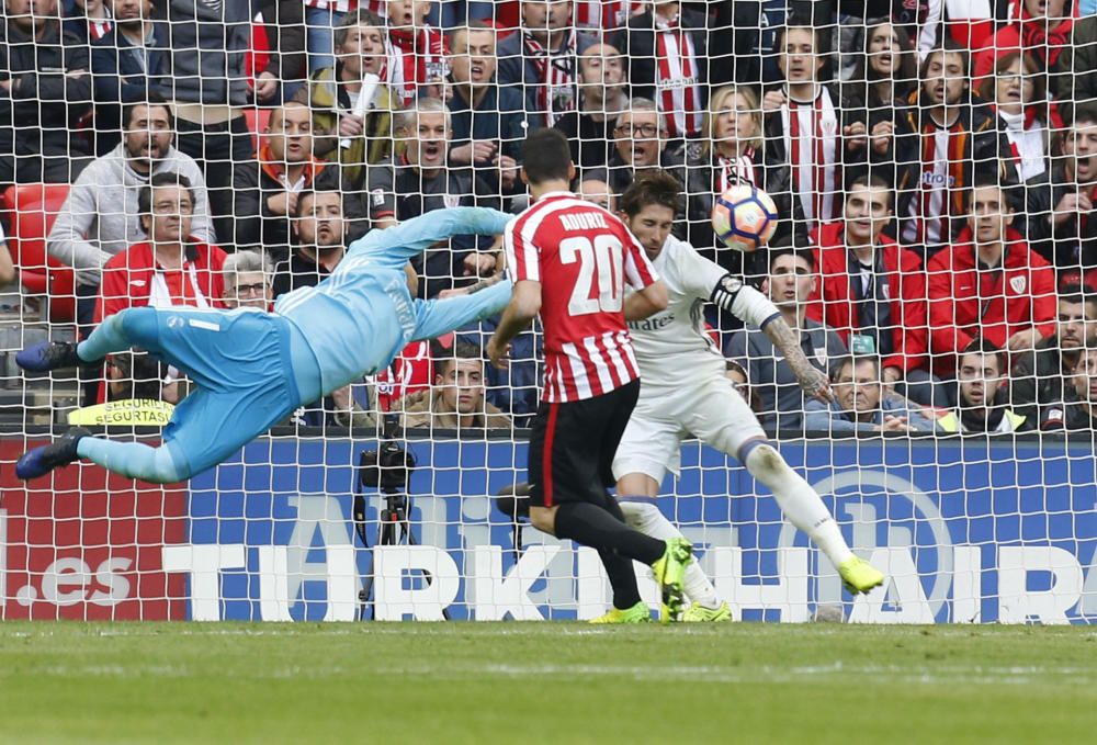 Las mejores imágenes del partido entre el Athletic y el Real Madrid en San Mamés.