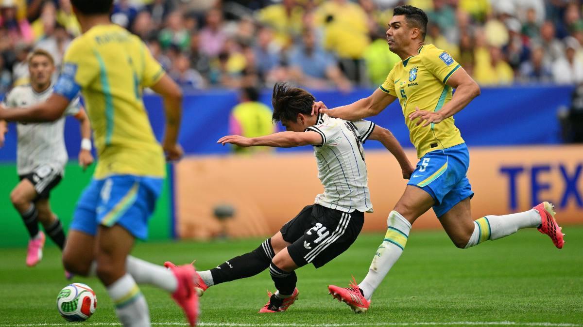 Kaishu Sano en la acción en la que marcó el 0-1