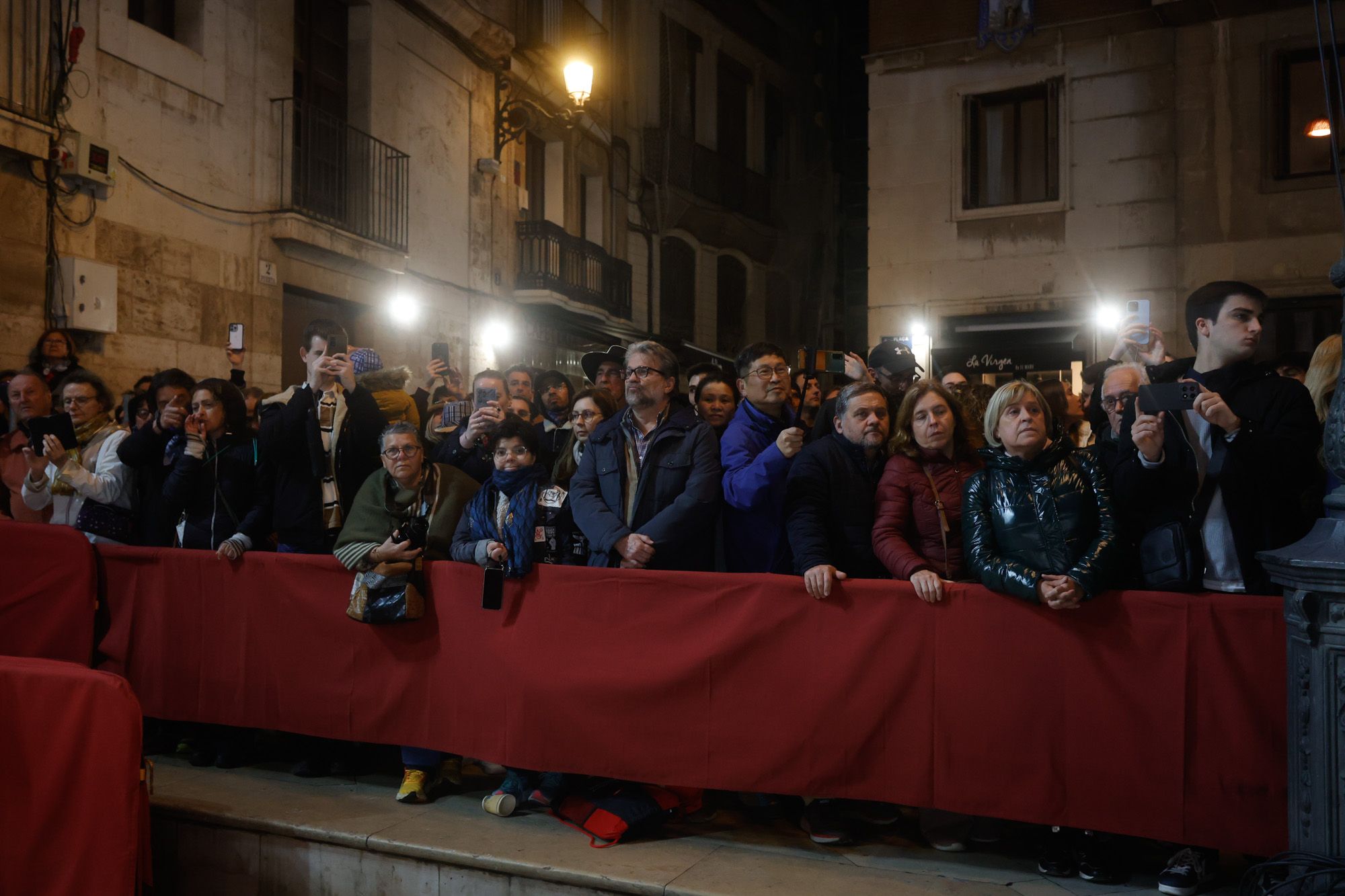 Todas las fotos de la Ofrenda del 17 de marzo por la calle San Vicente de 19:00 a 20:00 horas
