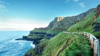 Gigantesca Irlanda del Norte, la Ruta Costera de la Calzada