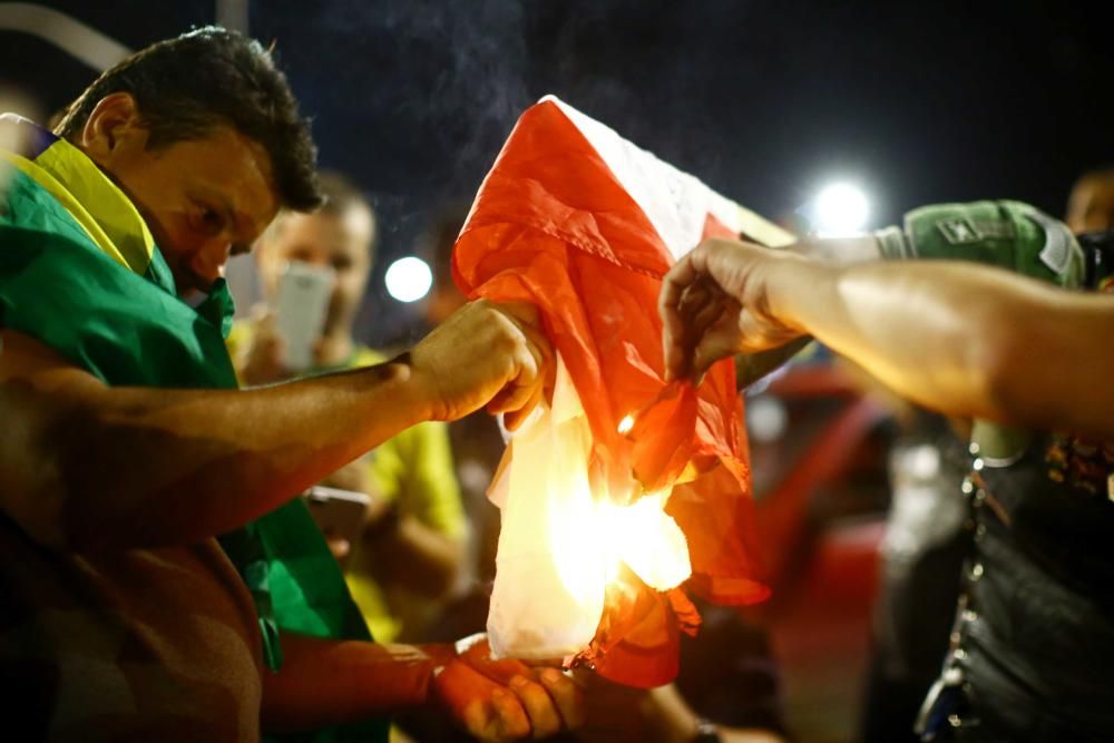 Disturbios en Brasil tras el ingreso en prisión de Lula. AFP