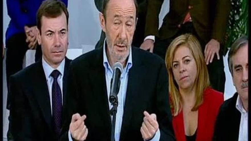 Rubalcaba: "En el programa del PP hay una ambigüedad calculada"