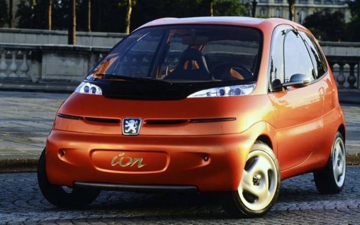 Prototipo Peugeot iOn de 1994.