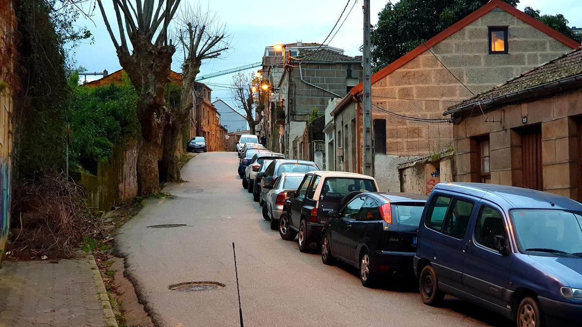 Rúa Canadelo Baixo, en el entorno de Isaac Peral