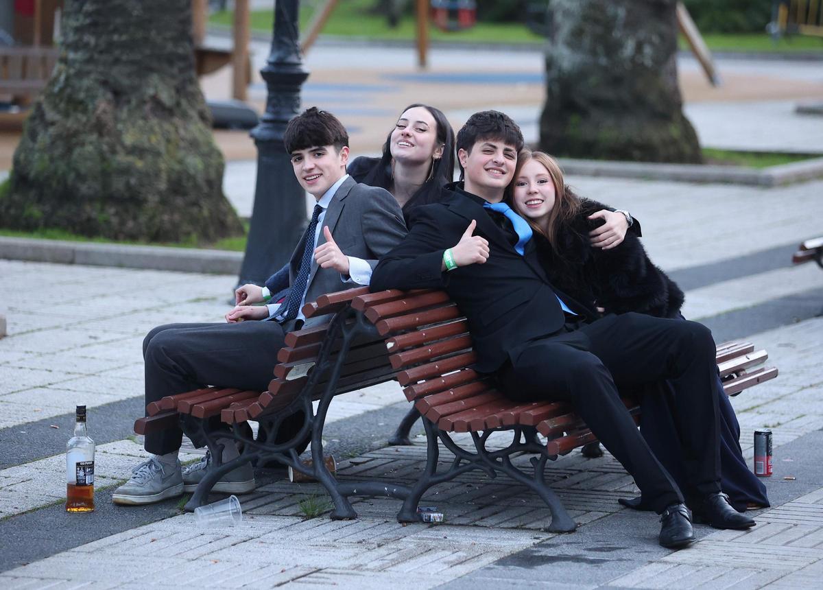 Año nuevo en A Coruña: 2026 comienza con colas para los buses y taxis tras las fiestas de Nochevieja