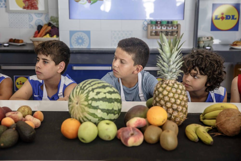 Rudy Fernández participa en un taller para promover una merienda saludable