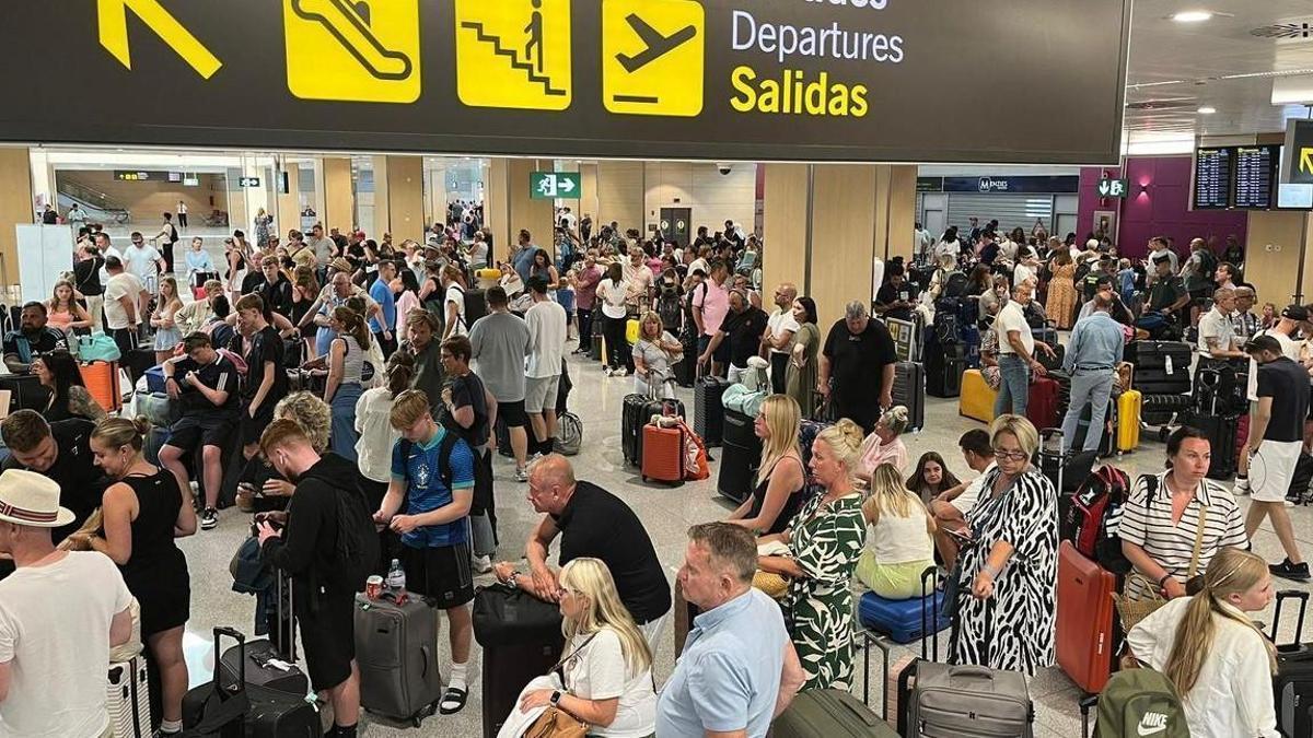 Ibiza es considerado el destino turístico más masificado de España