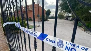 El joven que asesinó a sus padres y a su hermano en Elche "no expresa remordimientos" por el crimen