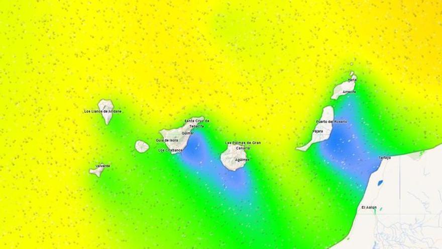 Fuerte oleaje en la costa de Los Gigantes