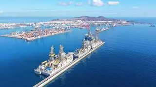 Petróleo, plataformas y un muerto: La serie 'Weiss & Morales' se rueda en el Puerto de Las Palmas
