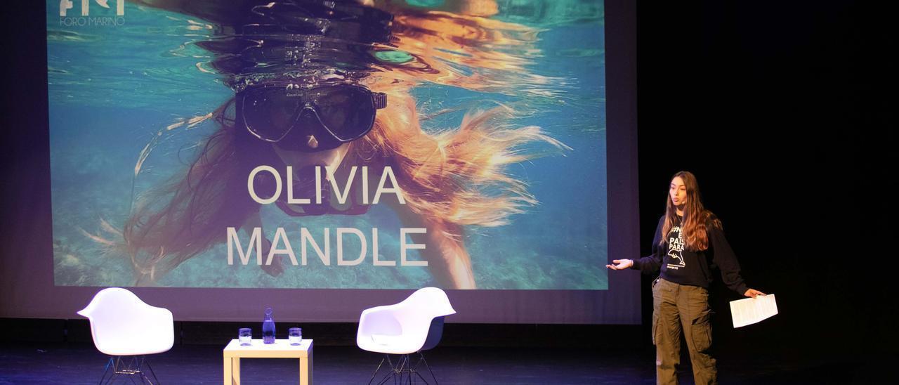 La activista Olivia Mandle, en el Foro Futuro en Ibiza