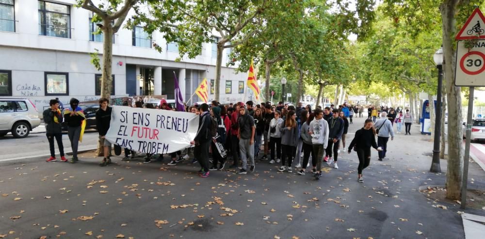 Nova manifestació d'estudiants a Manresa