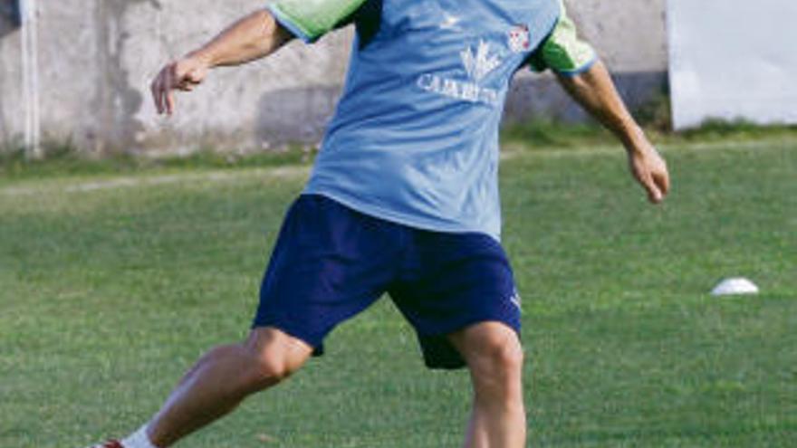 Garretas, en un entrenamiento con el Zamora CF.