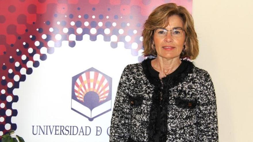 Julia Muñoz, reelegida decana de la Facultad de Ciencias del Trabajo