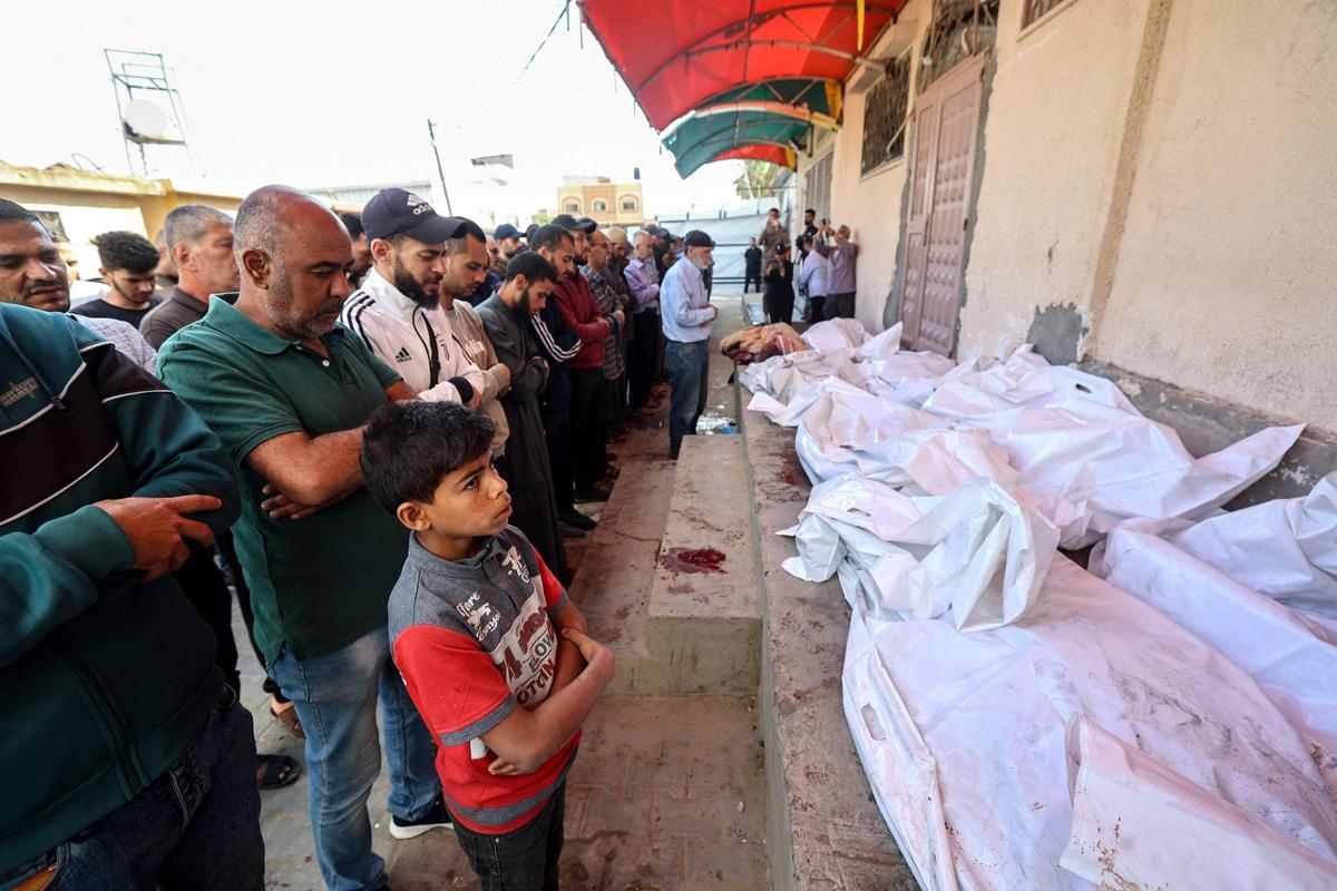 Nuevos ataques israelís matan a decenas de personas en la Franja de Gaza