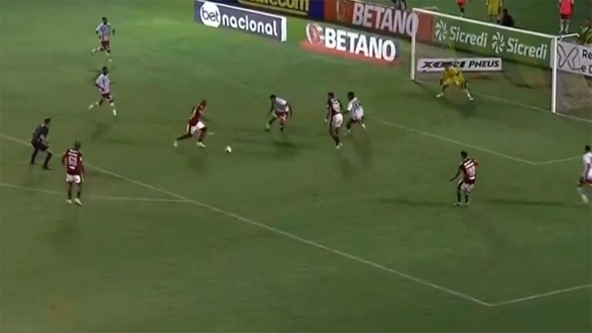 Destroza un récord de Vinicius... ¡¡y con un golazo!!