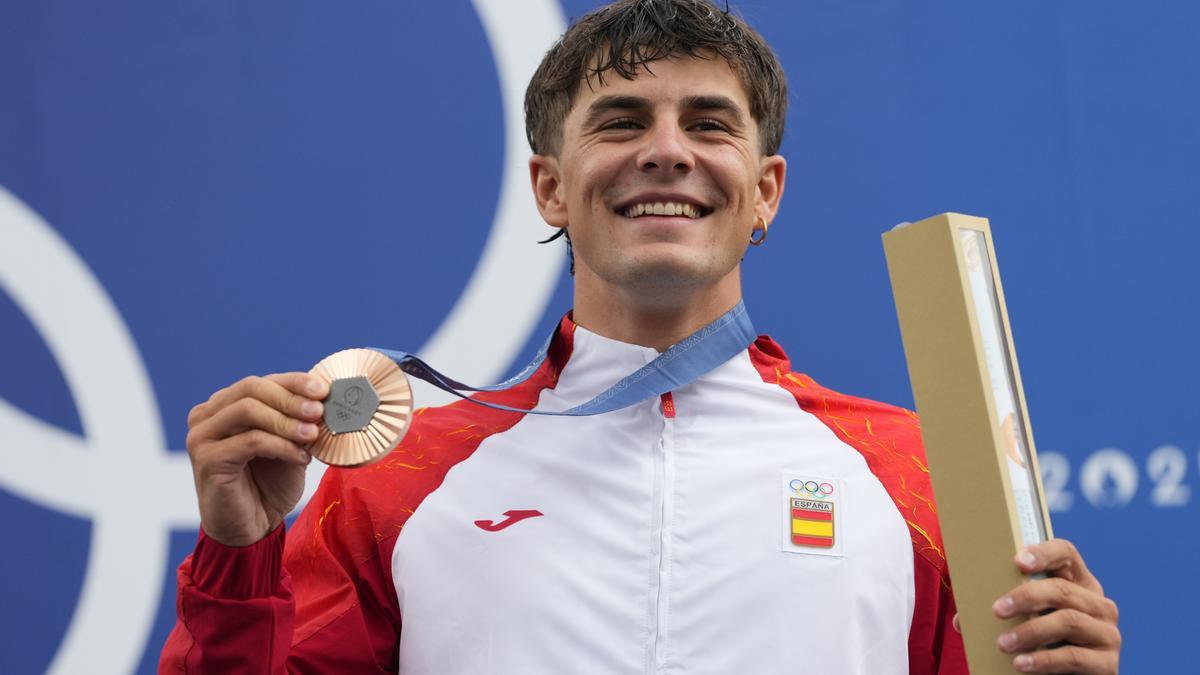 Pau Echaniz K1 eslalon Medalla de Bronce Juegos Olímpicos París 2 de agosto 2024 (audio COPE)