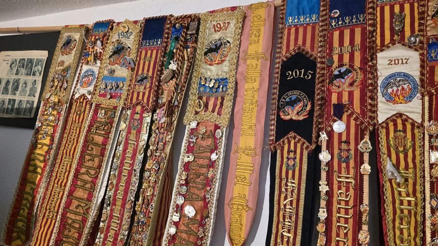 Cien años de recuerdos en &quot;Falla de Pere&quot;... con un detalle nada habitual