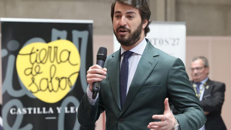 El vicepresidente Gallardo, durante la entrega ayer de los premios en el Concurso Nacional de Sumiller que se celebró ayer en Madrid. | J. Lázaro - Ical