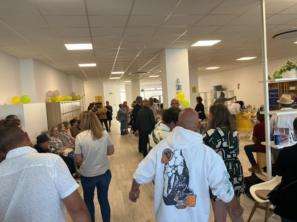 La inauguración reunió a numeroso público.