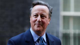 David Cameron regresa al Gobierno británico como ministro de Exteriores tras la destitución de la ministra del Interior