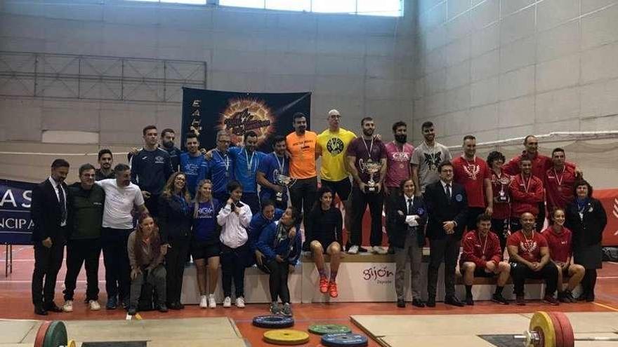 El Asturias Weightlifting , campeón de Liga y Copa de halterofilia