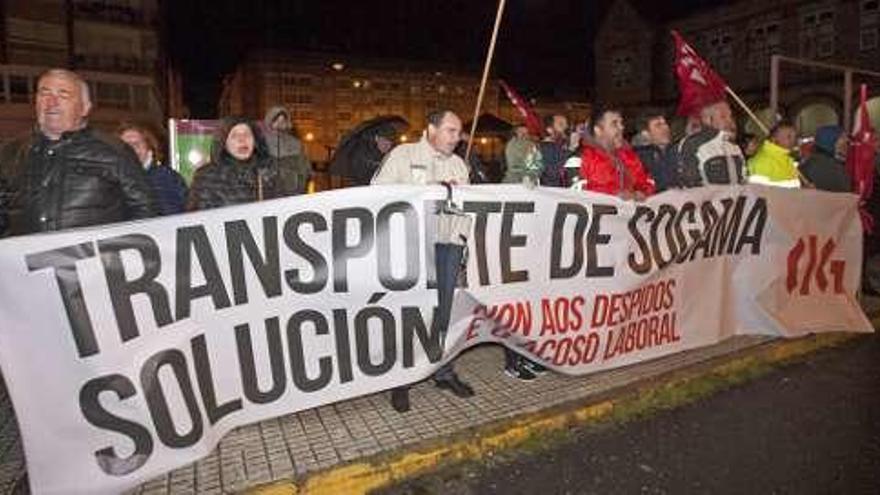 Manifestación de personal de Transporte de Sogama. // Bernabé / C.M.V.