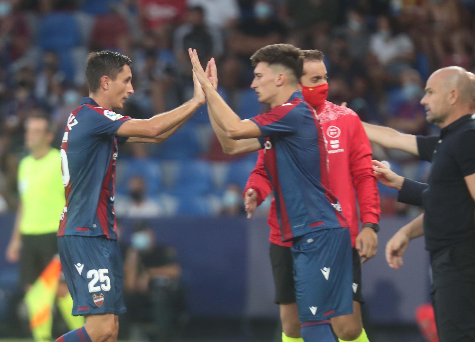 Levante UD - Rayo Vallecano en imágenes