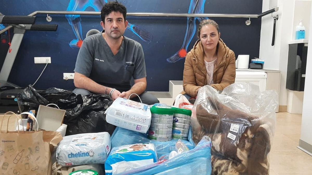 Jordi Mata y Rhizlane Ftouhi, inciden en que la prioridad es ahora recoger biberones, leche infantil en polvo y pañales para los niños turcos y sirios afectados por el demoledor terremoto.