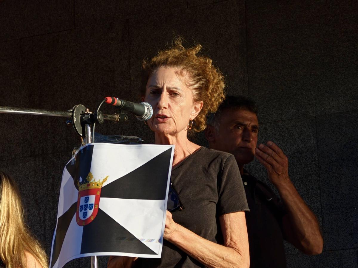 Concentración en apoyo a Ceuta en Cangas