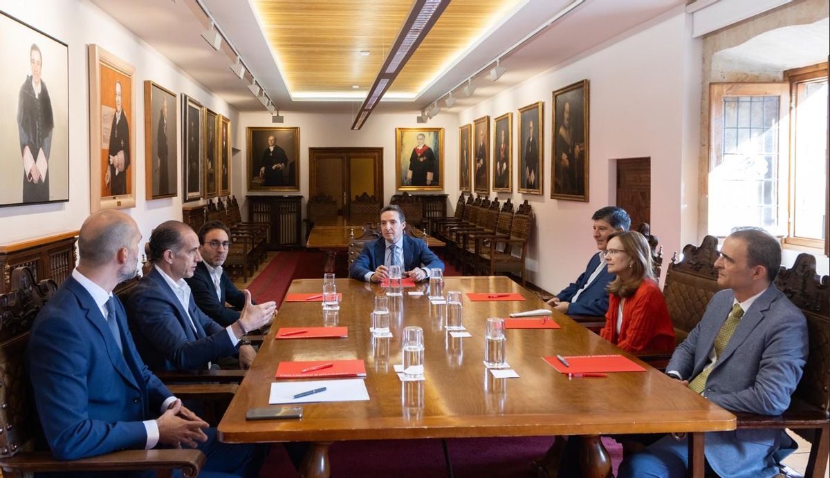 Reunión preparatoria de Pulso Vital 2.0 en el rectorado de Salamanca