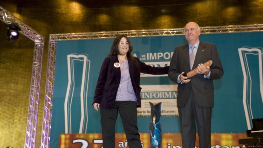 Jaime Valcaneras recibe el premio