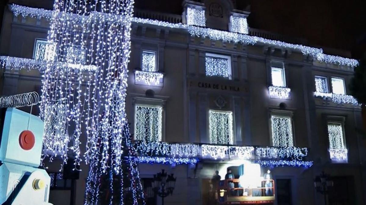 Encendido de luces del Ayuntamiento de L'Hospitalet de Llobregat en 2018.