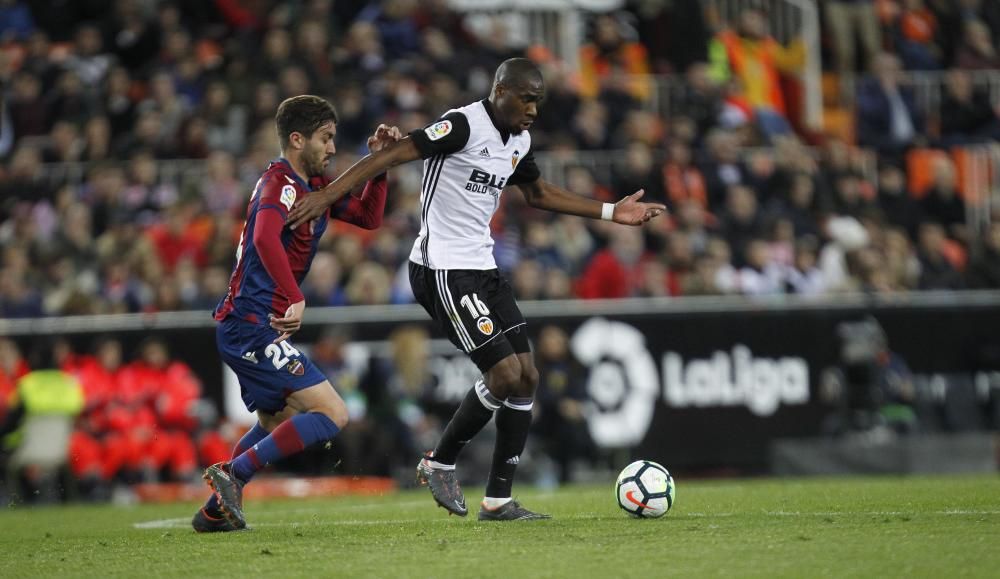 Valencia - Levante: Las imágenes del Derbi