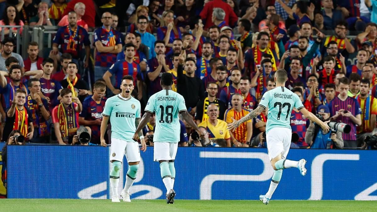 Lautaro celebra su gol en el Camp Nou en 2019
