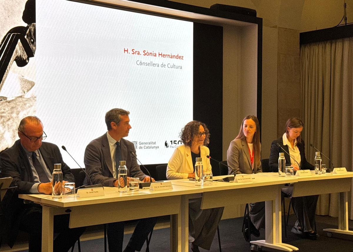 Acto de presentación de las actividades por el 150 aniversario del nacimiento de Pau Casals, este lunes en el departamento de Cultura de la Generalitat, en Barcelona.