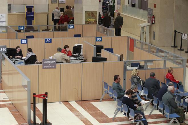 "Obligado a pagar la Renta pese a no alcanzar el mínimo de ingresos"