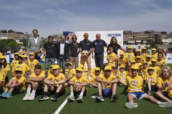 Imatges de la inauguració de la Cruyff Court de Pep Guardiola a La Salle de Manresa