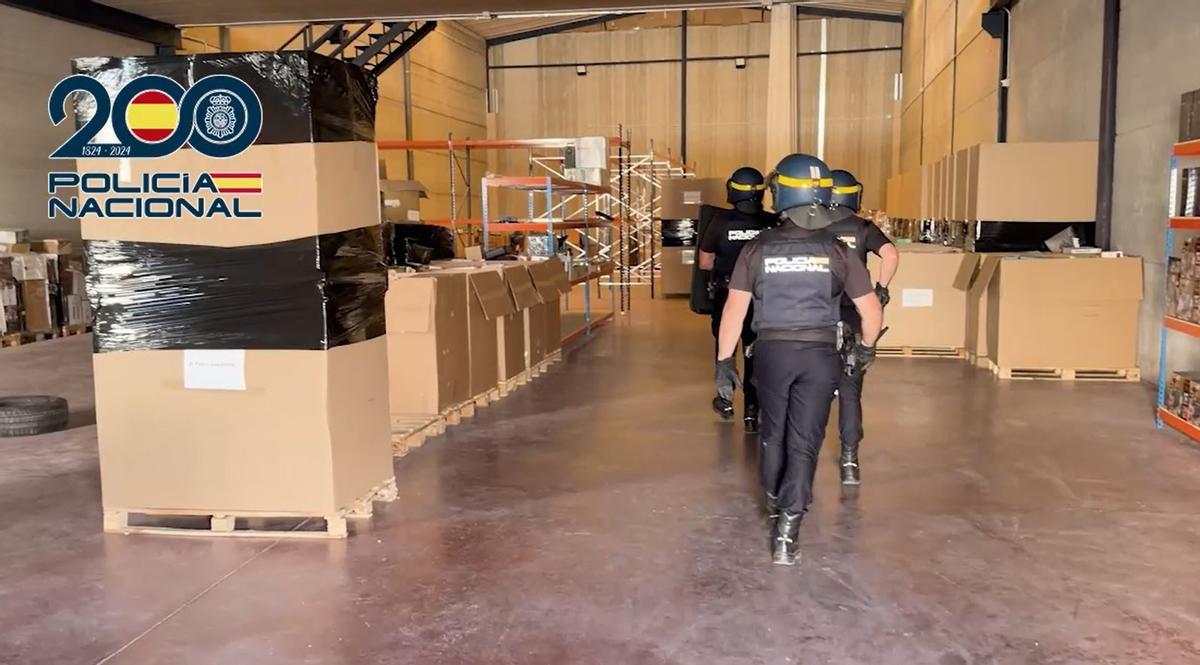 Una de las naves utilizadas por la organización.